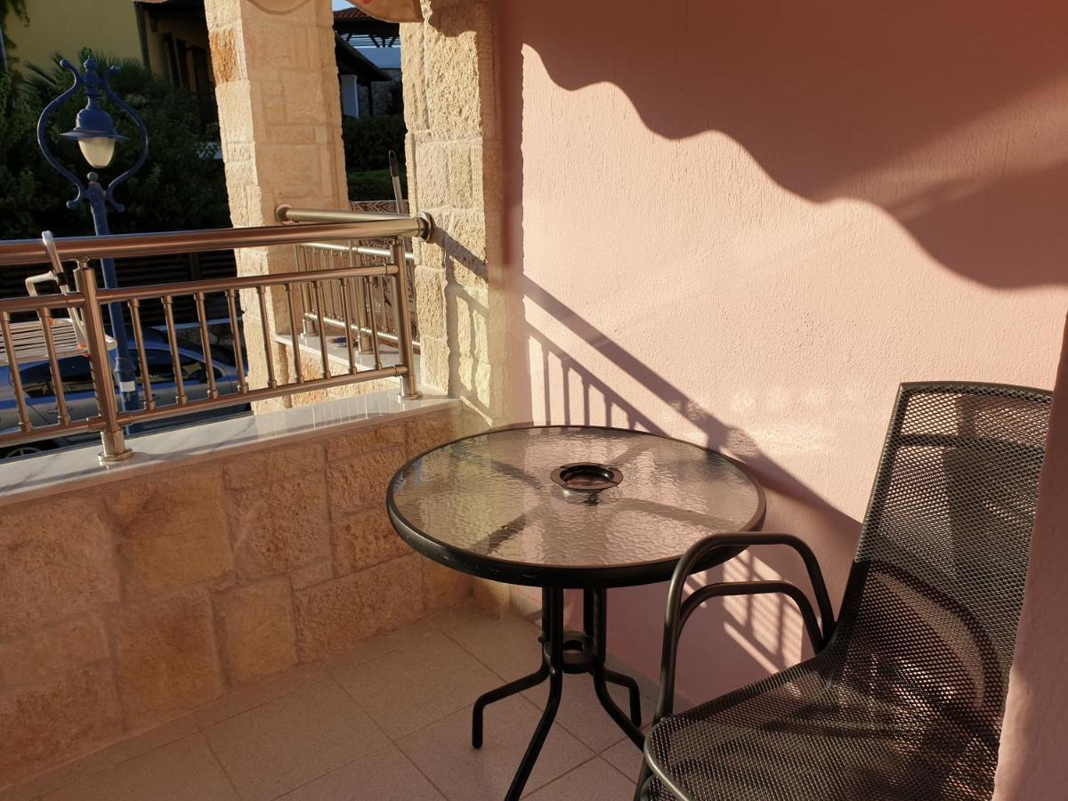 Fouli House Aparthotel Pefkochori Exterior foto
